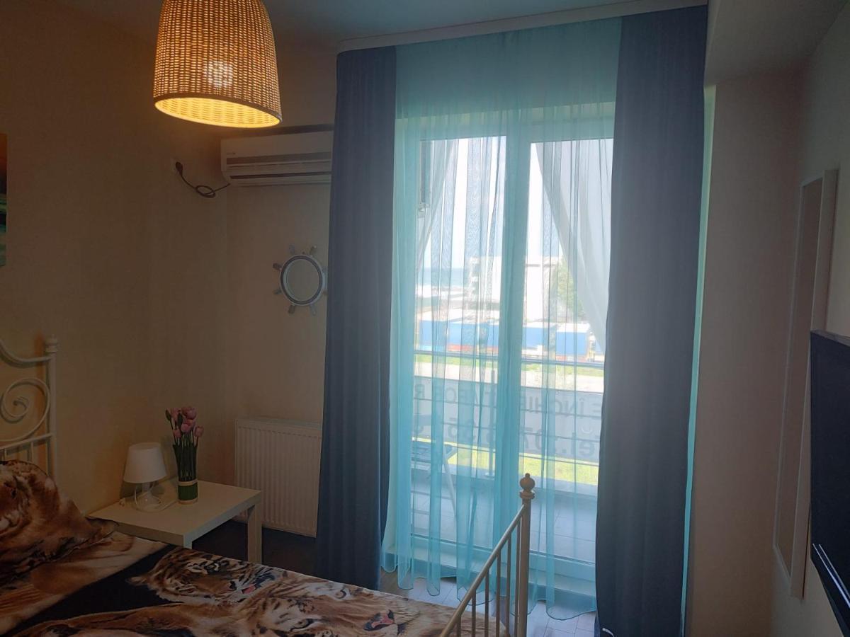 Apartament Summerland La Malul Marii Negre Мамая Экстерьер фото